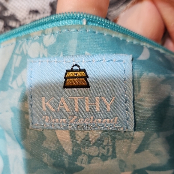 Kathy Van Zeeland Black and Gray Lace Shoulder Bag - Picture 2 of 7